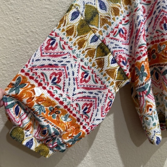 NWT brand And The Why, boutique. This blouse is so cute. - Picture 2 of 4